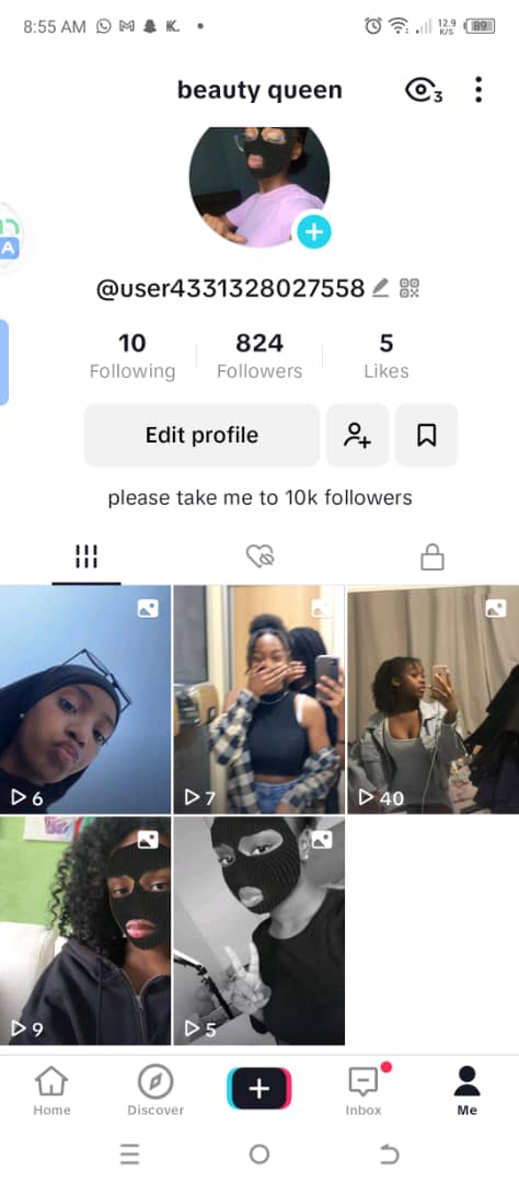 Random TikTok 824 followers